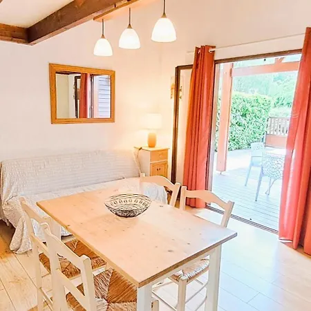 Plenitude Arboree, Khelus Avec Piscine Chalet