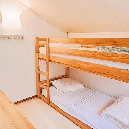 Plenitude Arboree, Khelus Avec Piscine Chalet