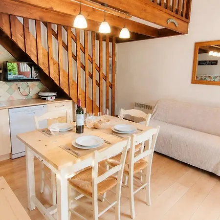 Plenitude Arboree, Khelus Avec Piscine *